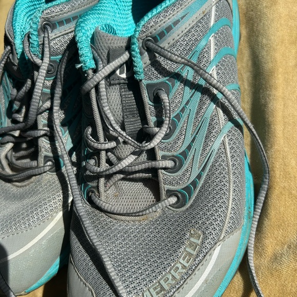Merrell Grey and Blue Running Shoes - Size 10 - Picture 2 of 4